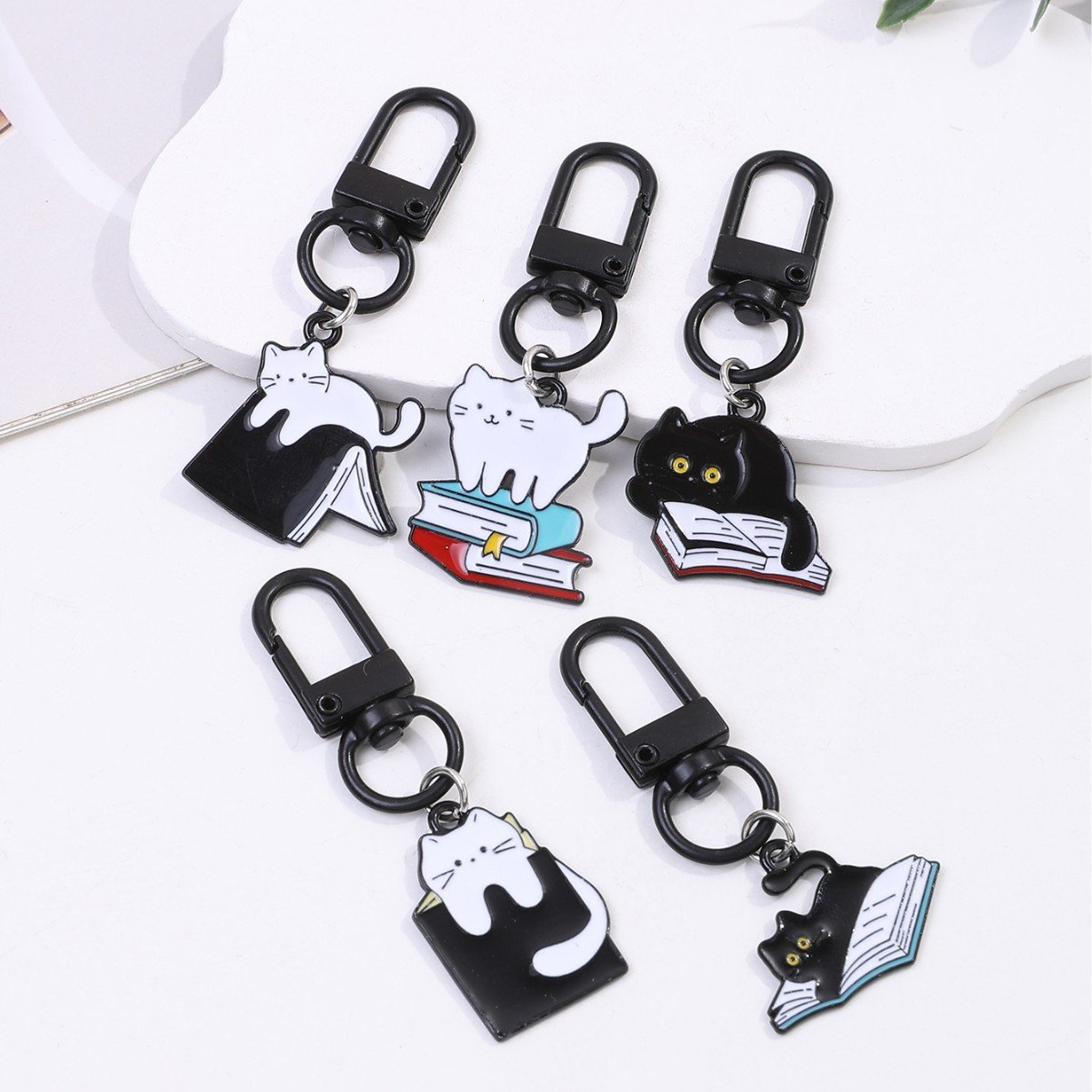 Personalized Custom Cute Colorful keychain Custom Metal key chains